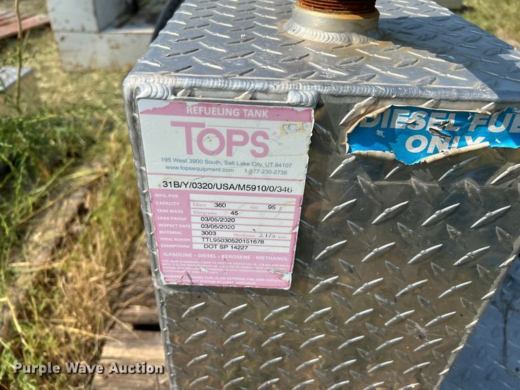 image for item DN6687 (6) auxiliary fuel tanks