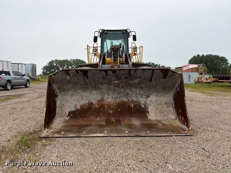 image for item DN6694 2007 John Deere 744J wheel loader