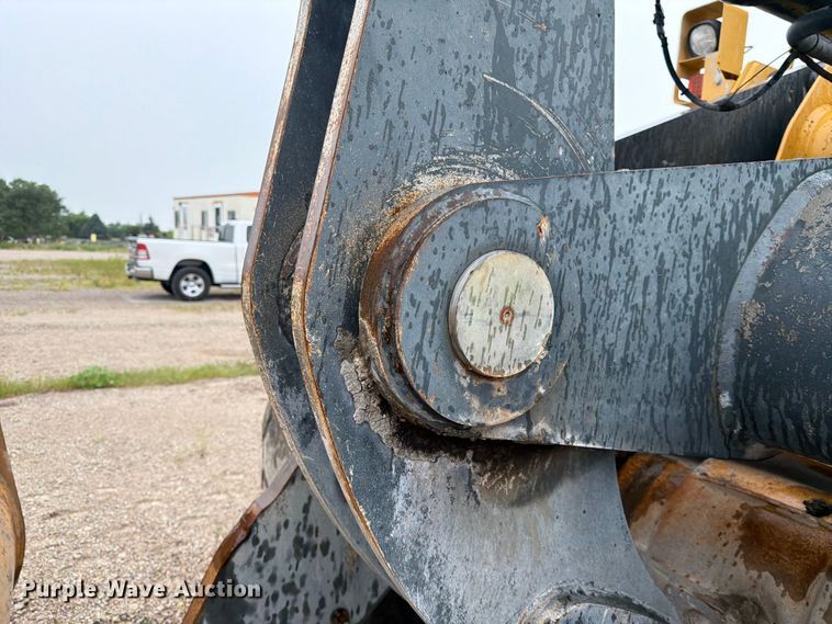 image for item DN6694 2007 John Deere 744J wheel loader