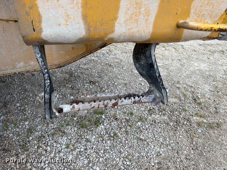 image for item DN6694 2007 John Deere 744J wheel loader