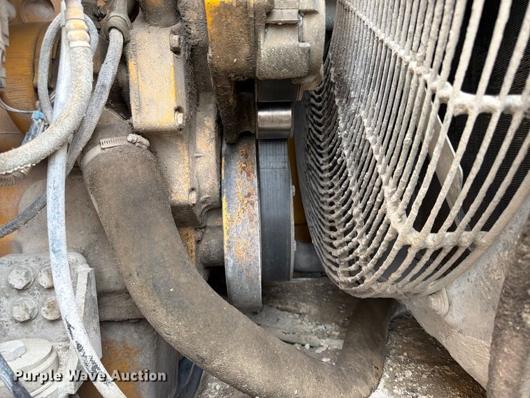 image for item DN6694 2007 John Deere 744J wheel loader