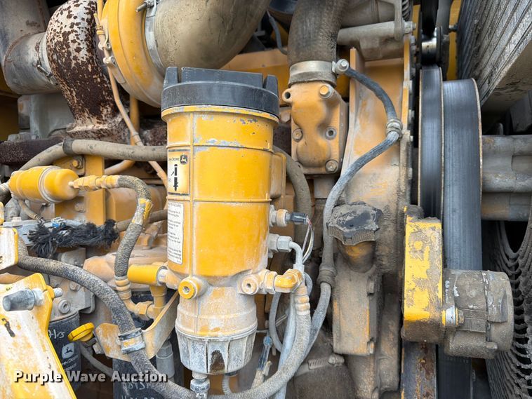 image for item DN6694 2007 John Deere 744J wheel loader