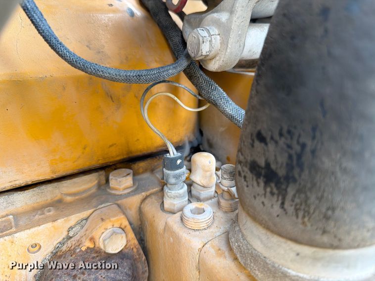 image for item DN6694 2007 John Deere 744J wheel loader