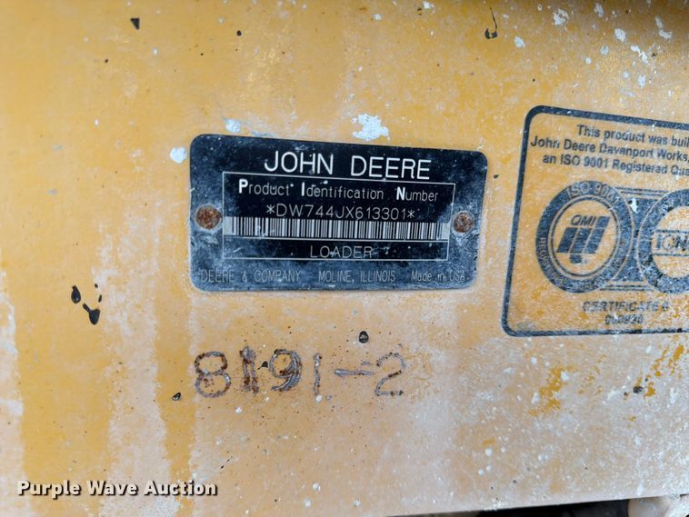 image for item DN6694 2007 John Deere 744J wheel loader