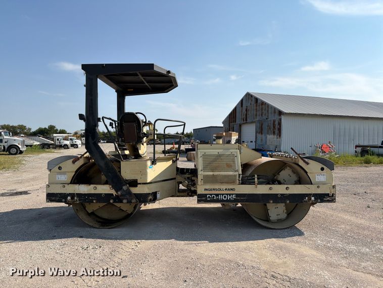 image for item DN6695 2000 Ingersoll-Rand DD-110HF double drum vibratory roller