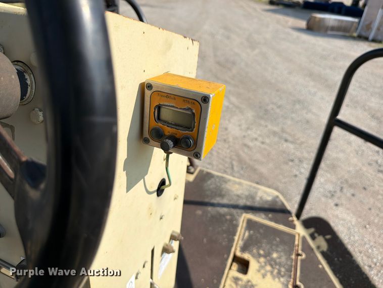 image for item DN6695 2000 Ingersoll-Rand DD-110HF double drum vibratory roller
