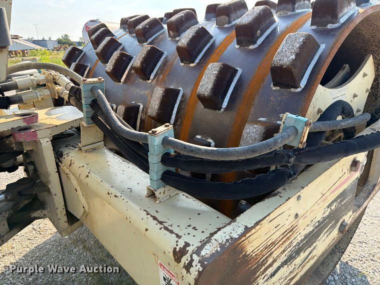 image for item DN6696 1993 Ingersoll Rand SD-100F single drum vibratory roller