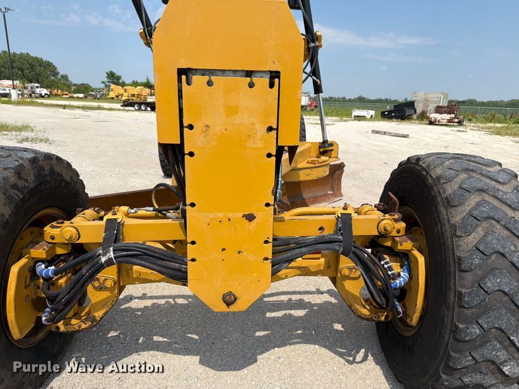 image for item DN6697 2012 Caterpillar 140M2 VHP Plus motor grader