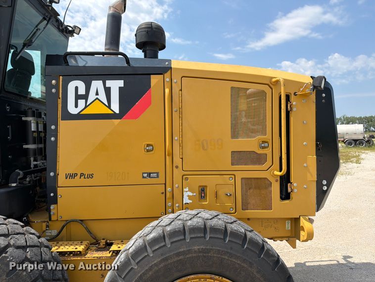 image for item DN6697 2012 Caterpillar 140M2 VHP Plus motor grader