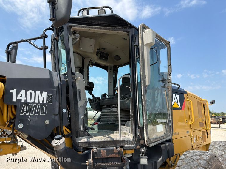 image for item DN6697 2012 Caterpillar 140M2 VHP Plus motor grader