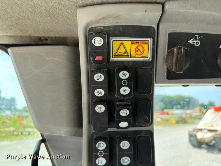 image for item DN6697 2012 Caterpillar 140M2 VHP Plus motor grader