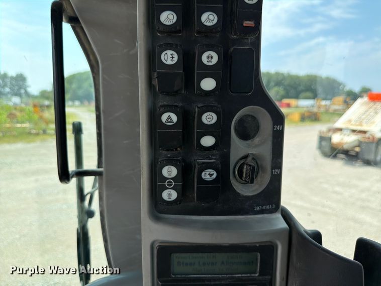 image for item DN6697 2012 Caterpillar 140M2 VHP Plus motor grader