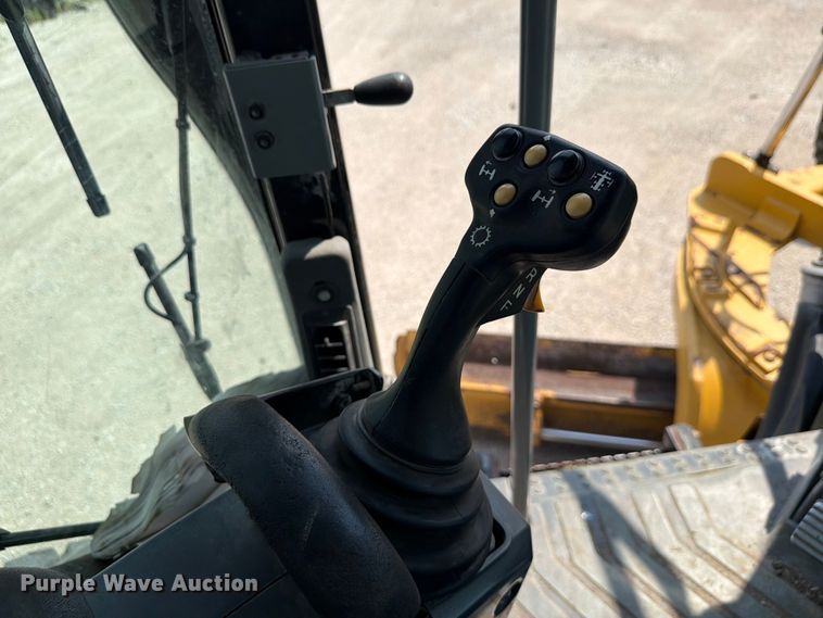 image for item DN6697 2012 Caterpillar 140M2 VHP Plus motor grader