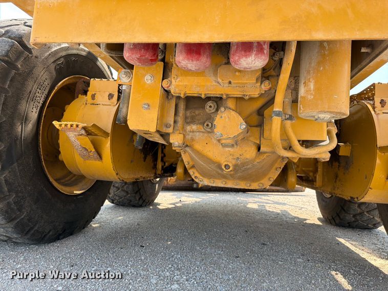 image for item DN6697 2012 Caterpillar 140M2 VHP Plus motor grader