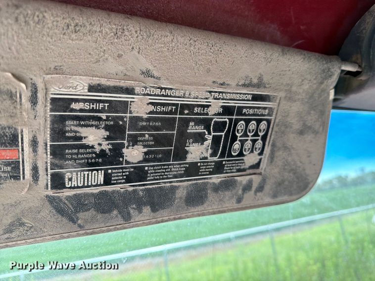 image for item DN6698 1994 Ford LT8000 dump truck