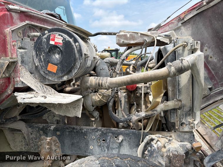 image for item DN6698 1994 Ford LT8000 dump truck