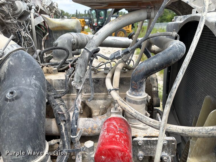 image for item DN6698 1994 Ford LT8000 dump truck