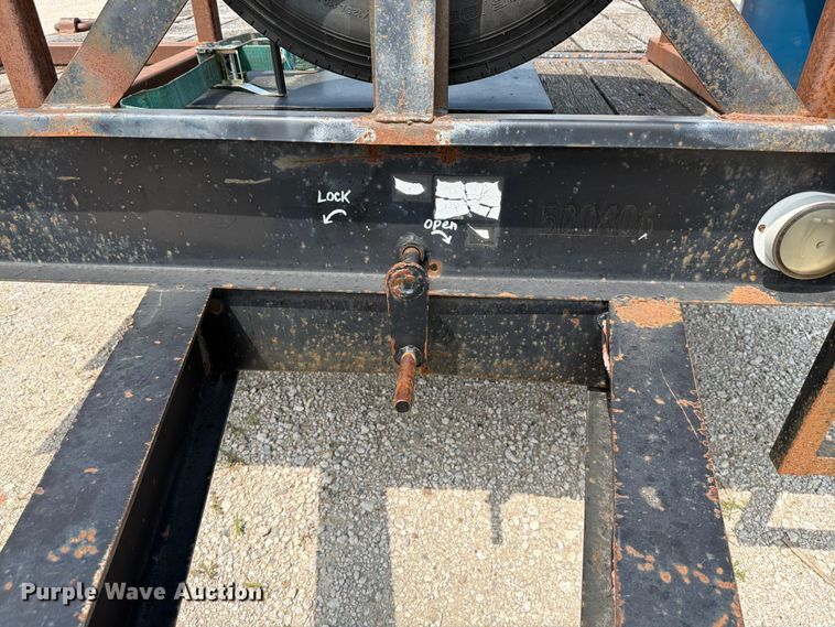 image for item DN6701 2004 Trail-eze TE20T22-3 tilt deck equipment trailer