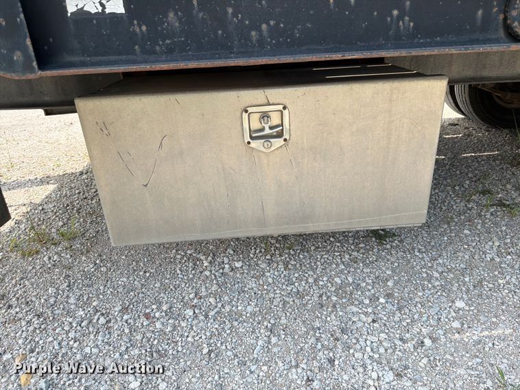 image for item DN6701 2004 Trail-eze TE20T22-3 tilt deck equipment trailer