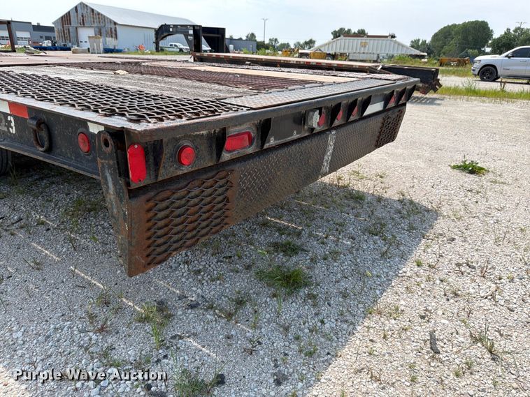 image for item DN6701 2004 Trail-eze TE20T22-3 tilt deck equipment trailer