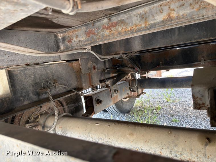 image for item DN6701 2004 Trail-eze TE20T22-3 tilt deck equipment trailer