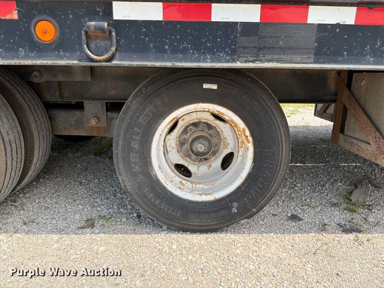 image for item DN6701 2004 Trail-eze TE20T22-3 tilt deck equipment trailer