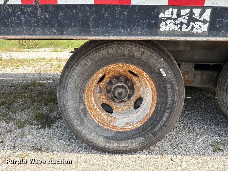 image for item DN6701 2004 Trail-eze TE20T22-3 tilt deck equipment trailer