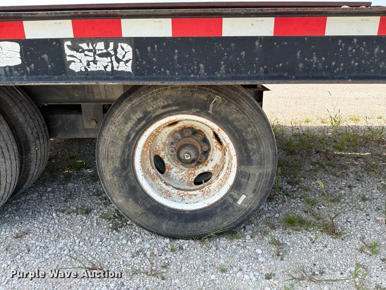 image for item DN6701 2004 Trail-eze TE20T22-3 tilt deck equipment trailer