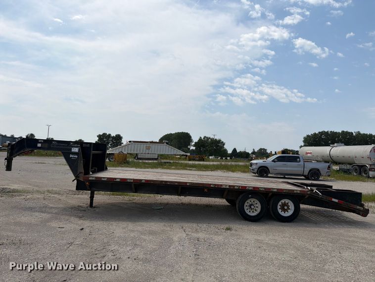 image for item DN6702 1999 Parker equipment trailer