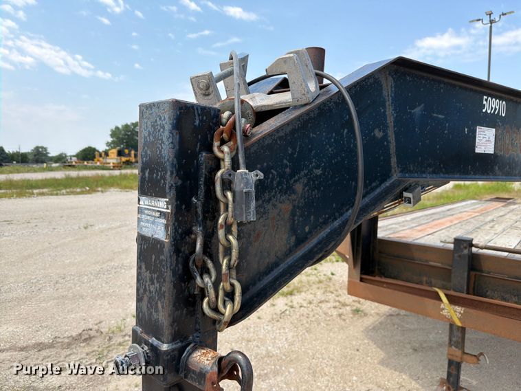image for item DN6702 1999 Parker equipment trailer