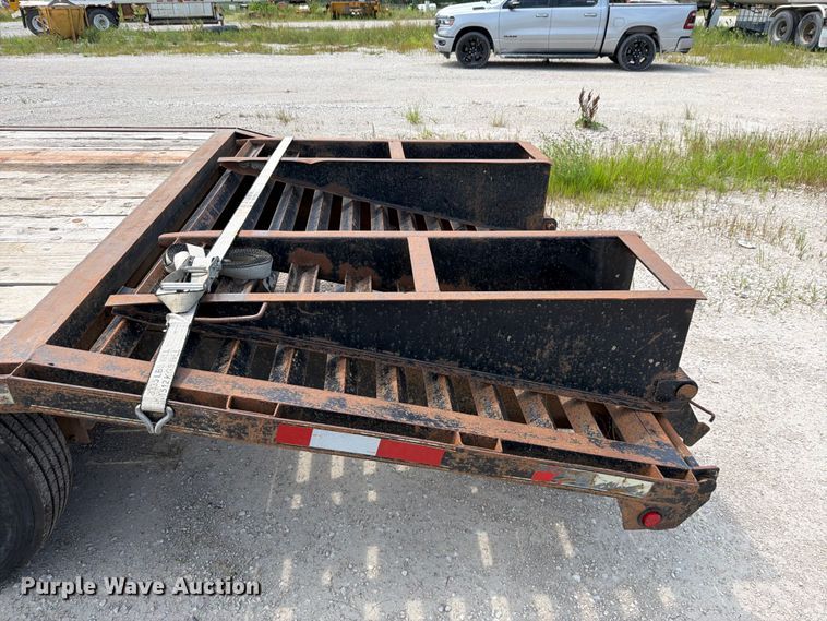 image for item DN6702 1999 Parker equipment trailer