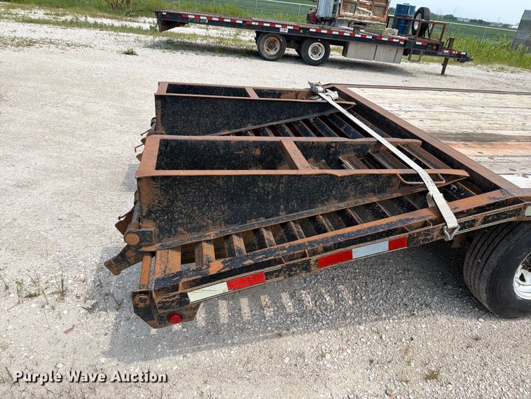 image for item DN6702 1999 Parker equipment trailer