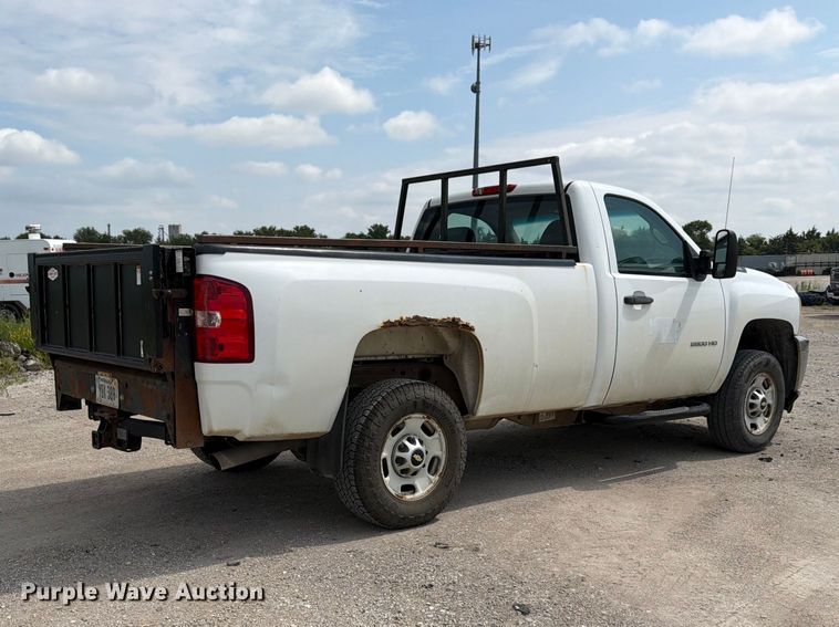 image for item DN6703 2011 Chevrolet Silverado 2500HD pickup truck