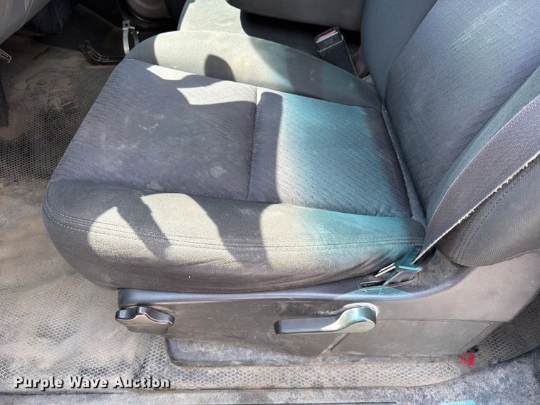image for item DN6703 2011 Chevrolet Silverado 2500HD pickup truck