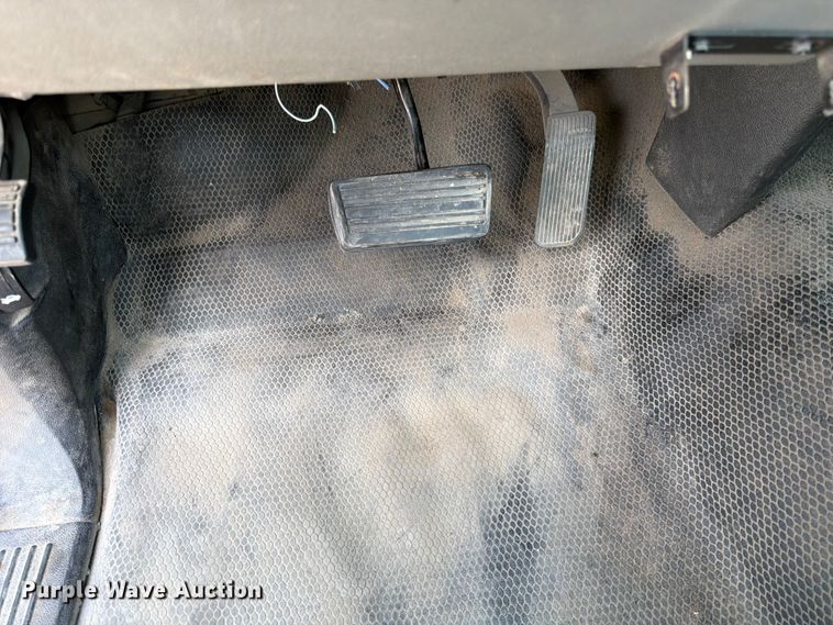 image for item DN6703 2011 Chevrolet Silverado 2500HD pickup truck