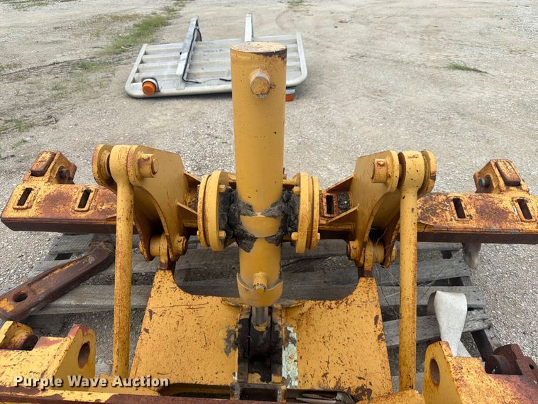 image for item DN6705 2001 Diamond Attachments 140H ripper