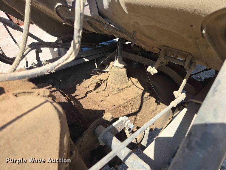 image for item DP8948 1986 Ford LT8000 dump truck
