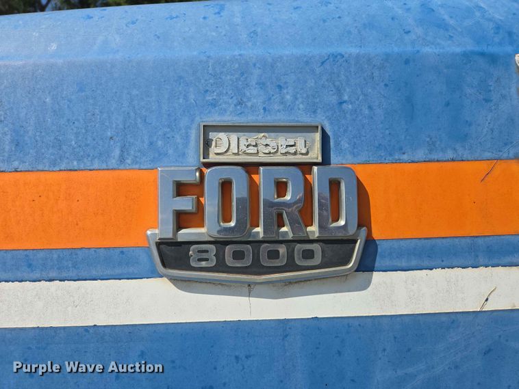 image for item DP8948 1986 Ford LT8000 dump truck