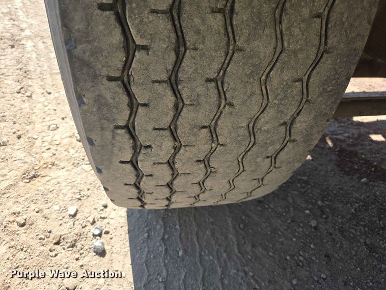 image for item DP8948 1986 Ford LT8000 dump truck