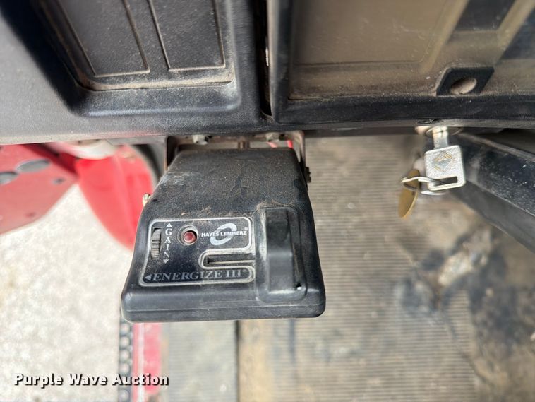 image for item DQ7789 1995 International 4700 flatbed truck