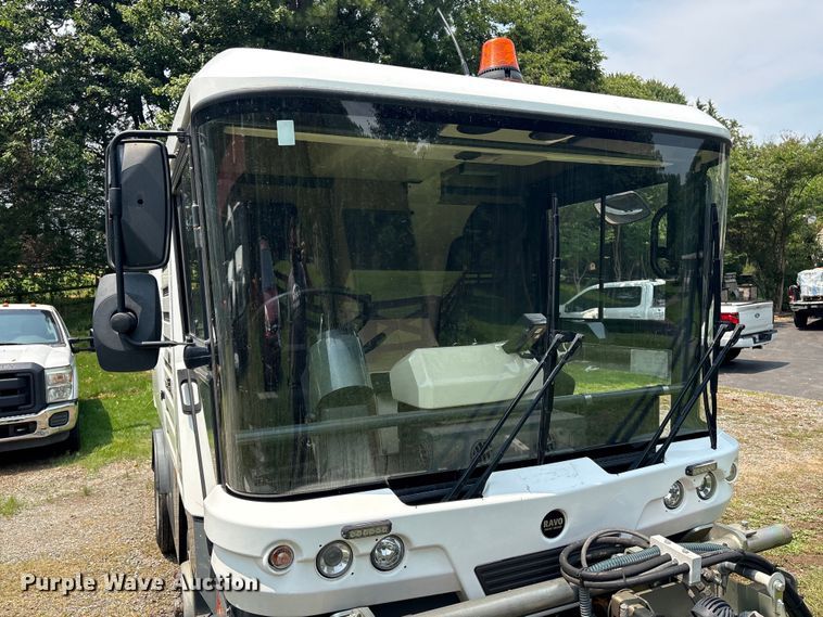 image for item DT2903 2014 Ravo 5 Series 540 street sweeper truck