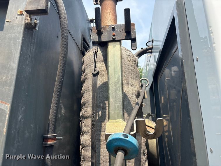 image for item DT2903 2014 Ravo 5 Series 540 street sweeper truck