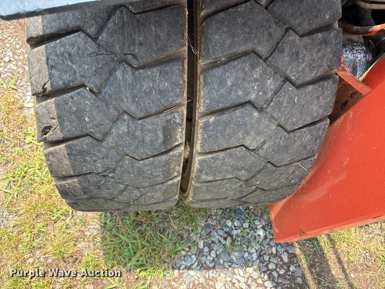 image for item DT2907 1993 Toyota 5FG35 forklift