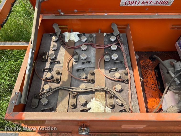 image for item DT2908 Solar Message Center message board trailer