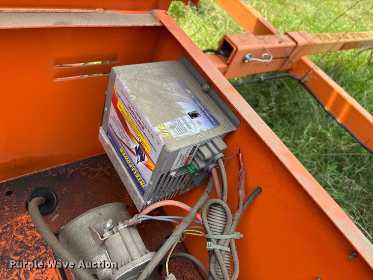 image for item DT2908 Solar Message Center message board trailer