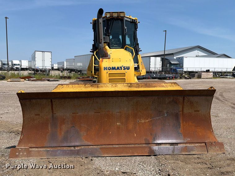 image for item DV2056 2016 Komatsu D61PXI-23 dozer