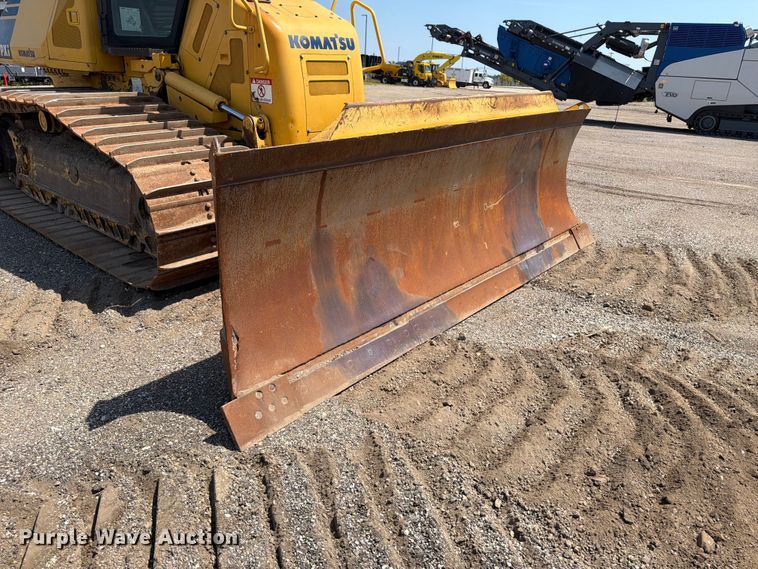 image for item DV2056 2016 Komatsu D61PXI-23 dozer