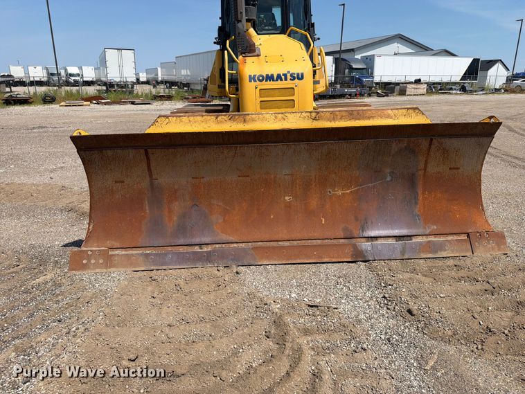 image for item DV2056 2016 Komatsu D61PXI-23 dozer