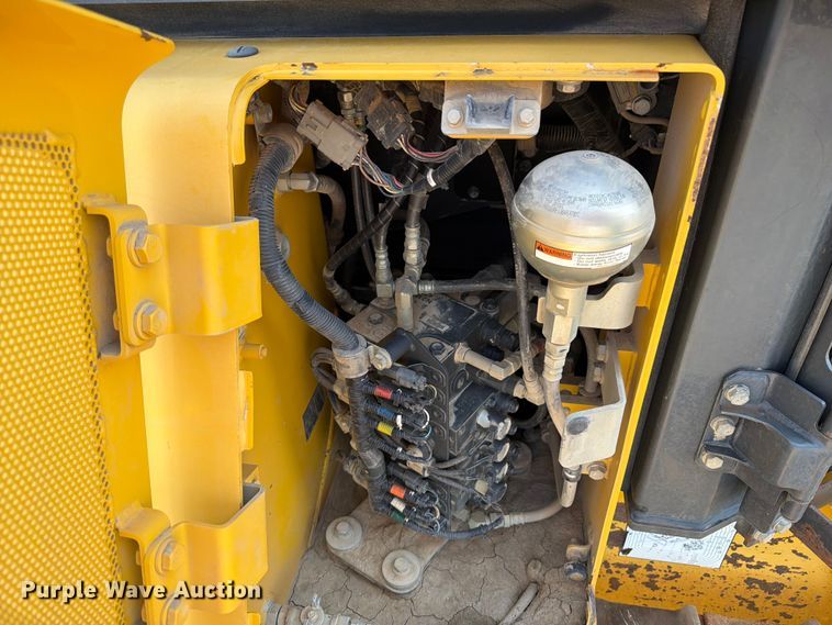 image for item DV2056 2016 Komatsu D61PXI-23 dozer