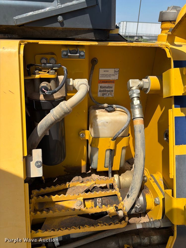 image for item DV2056 2016 Komatsu D61PXI-23 dozer